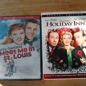 Holiday Inn Special Edition DVD - White & Red Cover